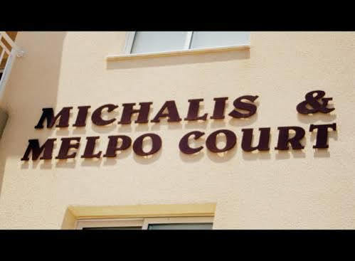 Melpo Court Apartment Geroskipou Luaran gambar